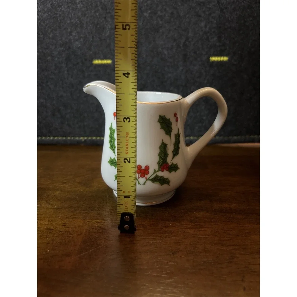 Vtg Holly on White‎ Creamer + Sugar Bowl Lid Christmas Holiday China Winter